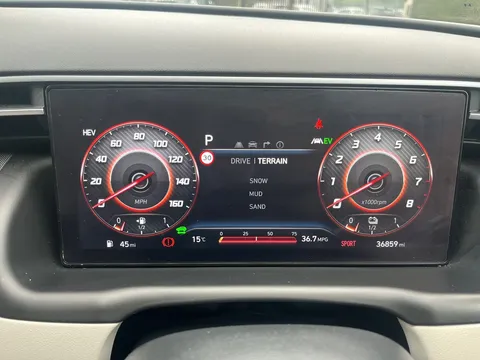 HN23JXF Hyundai Tucson 1.6 TGDi Plug-in Hybrid Ultimate 5dr 4WD Auto Thumbnail #22