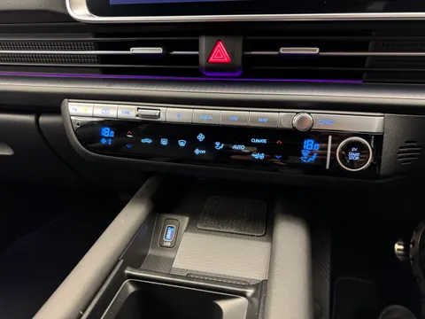 21 of 33 for Hyundai Ioniq 6 239kW Ultimate 77kWh 4dr AWD Auto