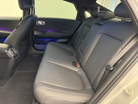 32 of 33 for Hyundai Ioniq 6 239kW Ultimate 77kWh 4dr AWD Auto