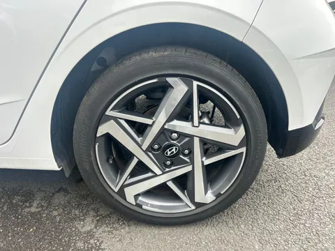 EA25YUJ Hyundai i20 1.0T GDi Premium 5dr DCT Thumbnail #25