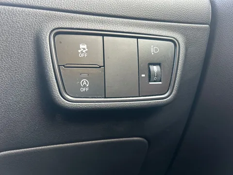 HK73BND Hyundai Tucson 1.6 TGDi Premium 5dr 2WD Thumbnail #21
