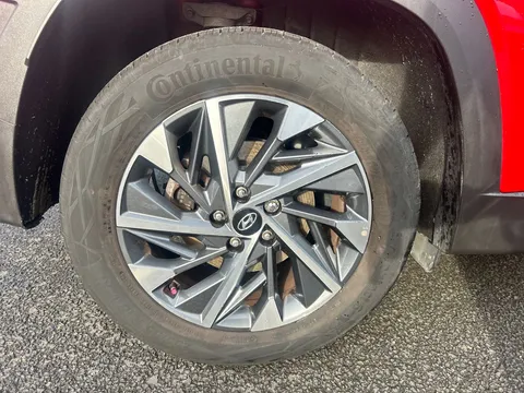 HK73BND Hyundai Tucson 1.6 TGDi Premium 5dr 2WD Thumbnail #28