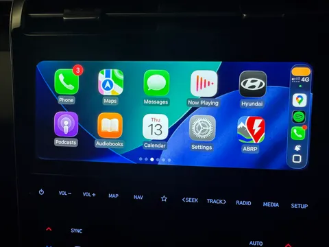 HK73BND Hyundai Tucson 1.6 TGDi Premium 5dr 2WD Thumbnail #12