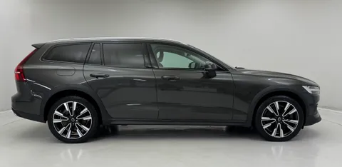 ST71HZP Volvo V60 2.0 B5P Cross Country 5dr AWD Auto Thumbnail #2