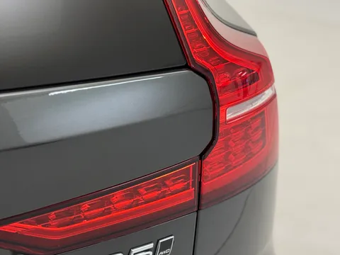 ST71HZP Volvo V60 2.0 B5P Cross Country 5dr AWD Auto Thumbnail #36