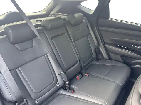 EN25NXU Hyundai Tucson 1.6T Plug-in Hybrid Ultimate 5dr Auto Thumbnail #11