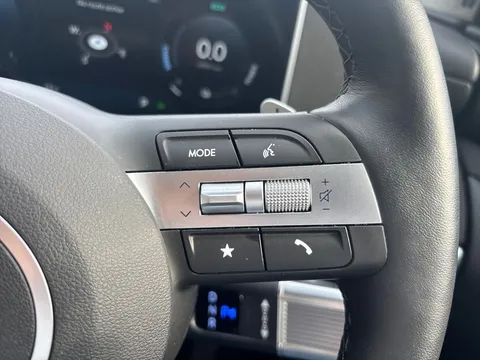 EN25NXU Hyundai Tucson 1.6T Plug-in Hybrid Ultimate 5dr Auto Thumbnail #28
