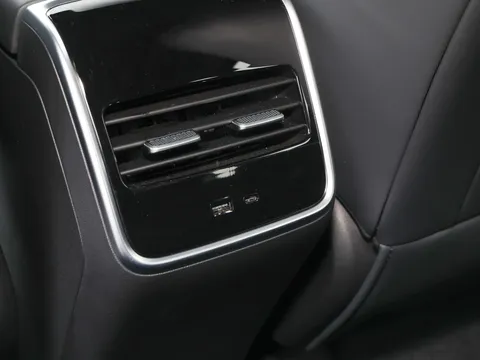 DC75HTD Jaecoo 7 1.5T SHS Luxury 5dr Auto Thumbnail #17