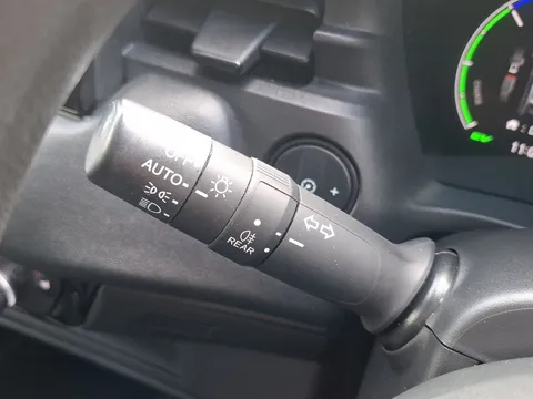 DE22PNK Honda Hr-V 1.5 eHEV Elegance 5dr CVT Thumbnail #14
