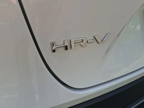 DE22PNK Honda Hr-V 1.5 eHEV Elegance 5dr CVT Thumbnail #26