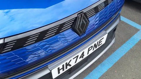 HK74PNE Renault Symbioz 1.6 E-Tech FHEV 145 Techno Esprit Alpine 5dr Auto Thumbnail #4