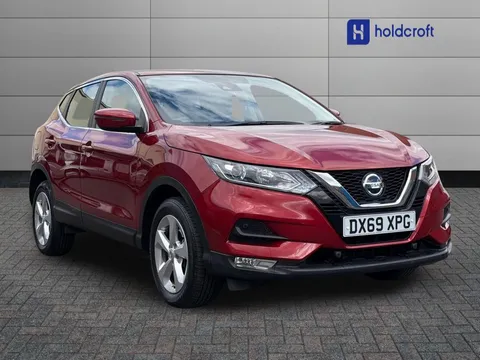 DX69XPG Nissan Qashqai 1.3 DiG-T Acenta Premium 5dr Thumbnail #2