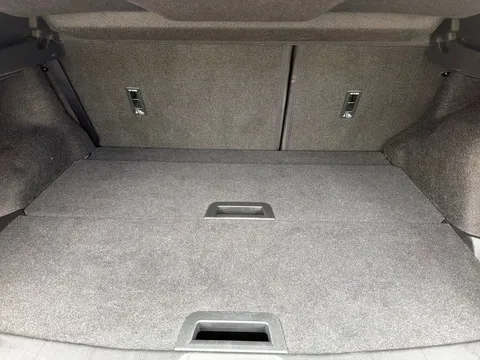 DX69XPG Nissan Qashqai 1.3 DiG-T Acenta Premium 5dr Thumbnail #19