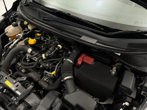 29 of 35 for Nissan Micra 1.0 IG-T 100 N-Sport 5dr Xtronic