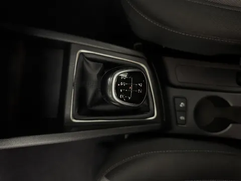 DV20EPP Hyundai i20 1.0 T-GDi Play 5dr Thumbnail #15