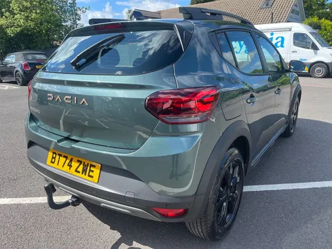BT74ZWE Dacia Sandero Stepway 1.0 TCe 110 Extreme 5dr Thumbnail #21