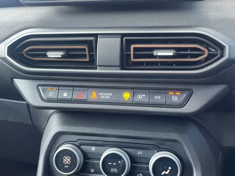 BT74ZWE Dacia Sandero Stepway 1.0 TCe 110 Extreme 5dr Thumbnail #28
