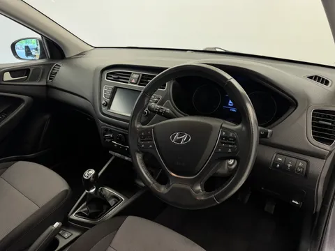 DY19HLM Hyundai i20 1.2 MPi SE 5dr Thumbnail #19