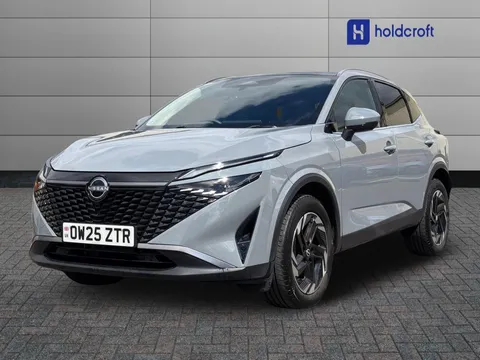 OW25ZTR Nissan Qashqai 1.3 DiG-T MH 158 N-Connecta [Glass Rf] 5dr Xtronic Thumbnail #7