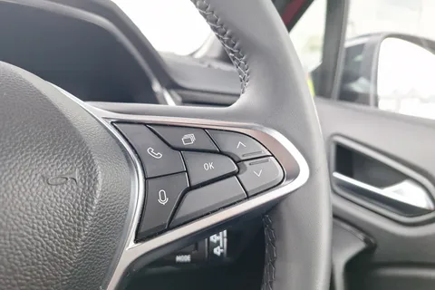 BM25JKJ Renault Captur 1.6 E-Tech Full Hybrid 145 Evolution 5dr Auto Thumbnail #14