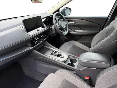 OW25TXF Nissan Qashqai 1.5 E-Power N-Connecta [Glass Roof] 5dr Auto Thumbnail #11