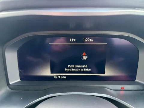 OW25TXF Nissan Qashqai 1.5 E-Power N-Connecta [Glass Roof] 5dr Auto Thumbnail #13