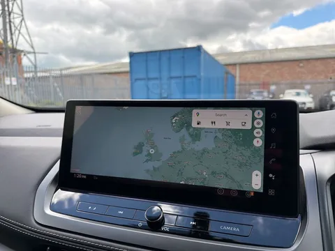 OW25TXF Nissan Qashqai 1.5 E-Power N-Connecta [Glass Roof] 5dr Auto Thumbnail #14