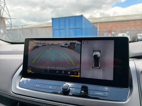 OW25TXF Nissan Qashqai 1.5 E-Power N-Connecta [Glass Roof] 5dr Auto Thumbnail #15