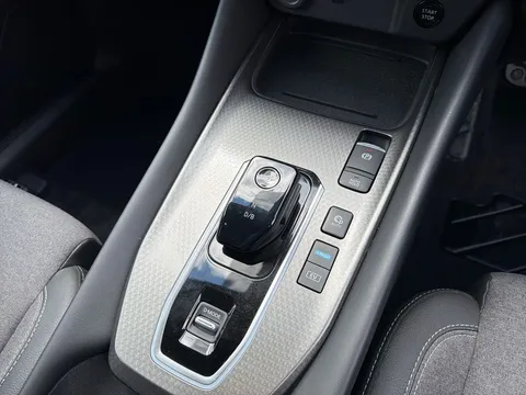 OW25TXF Nissan Qashqai 1.5 E-Power N-Connecta [Glass Roof] 5dr Auto Thumbnail #26