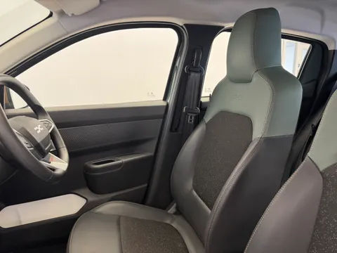 DT74FZC Dacia Spring 27kWh Extreme 65 48kW 5dr Auto Thumbnail #13