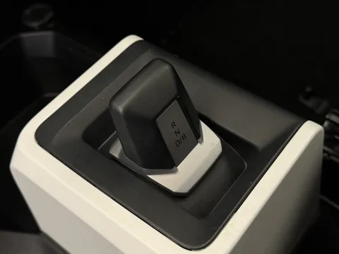 DT74FZC Dacia Spring 27kWh Extreme 65 48kW 5dr Auto Thumbnail #15