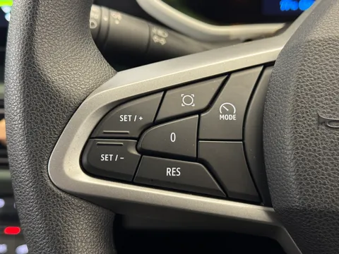 DT74FZC Dacia Spring 27kWh Extreme 65 48kW 5dr Auto Thumbnail #19