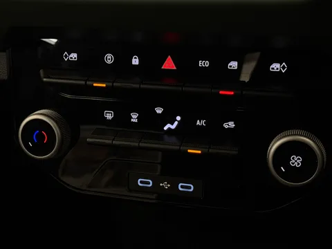 DT74FZC Dacia Spring 27kWh Extreme 65 48kW 5dr Auto Thumbnail #24