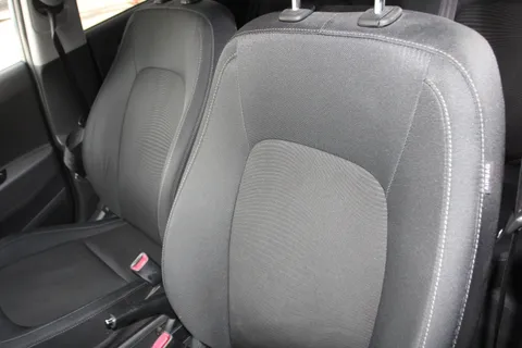 7 of 49 for Hyundai i10 1.2 Premium 5dr ZERO DEPOSIT FINANCE AVAILABLE