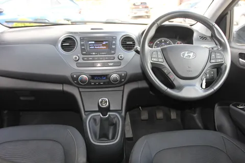 11 of 49 for Hyundai i10 1.2 Premium 5dr ZERO DEPOSIT FINANCE AVAILABLE