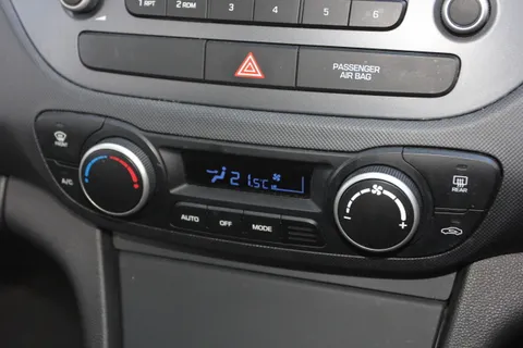 24 of 49 for Hyundai i10 1.2 Premium 5dr ZERO DEPOSIT FINANCE AVAILABLE