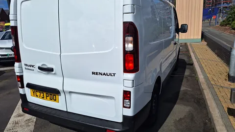 YC73PDO Renault Trafic SL28 Blue dCi 130 Business+ Van Thumbnail #4