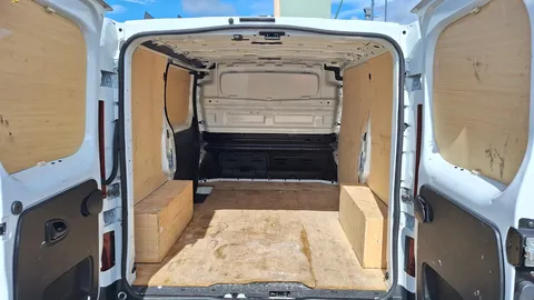 YC73PDO Renault Trafic SL28 Blue dCi 130 Business+ Van Thumbnail #6