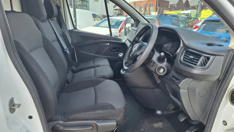 YC73PDO Renault Trafic SL28 Blue dCi 130 Business+ Van Thumbnail #9