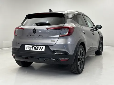 DY72VFJ Renault Captur 1.6 E-Tech full hybrid 145 Rive Gauche 5dr Auto Thumbnail #6