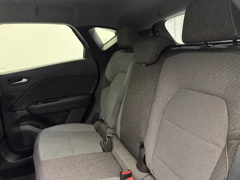DU25XPJ Renault Captur 1.0 TCE 90 Techno 5dr Thumbnail #10