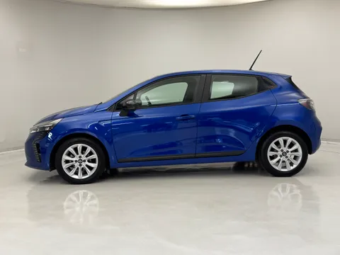 DV24LWY Renault Clio 1.0 TCe 90 Evolution 5dr Thumbnail #4