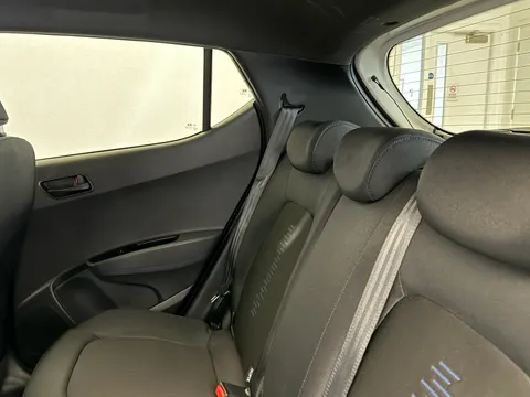 11 of 35 for HYUNDAI I10 1.0 Go SE 5dr