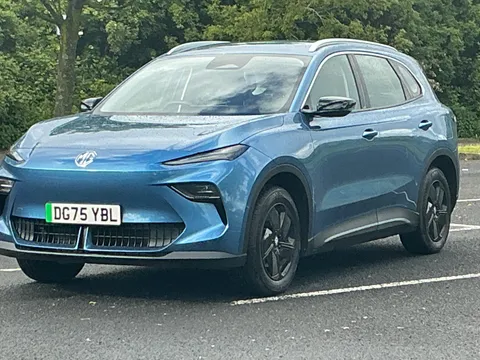 DG75YBL Mg Motor Uk MGS5 170kW SE EV Long Range 64kWh 5dr Auto Thumbnail #4