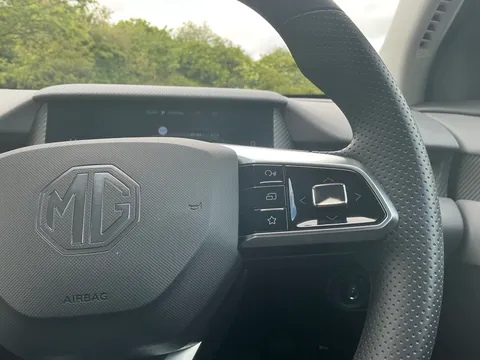 DG75YBL Mg Motor Uk MGS5 170kW SE EV Long Range 64kWh 5dr Auto Thumbnail #30