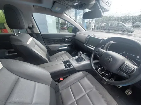 GY69KHR Citroën C5 Aircross 1.2 PureTech 130 Flair Plus 5dr Thumbnail #12
