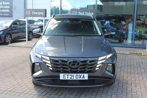 ET21OXA Hyundai Tucson 1.6 TGDi Hybrid 230 Premium 5dr 2WD Auto Thumbnail #3