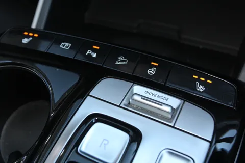 ET21OXA Hyundai Tucson 1.6 TGDi Hybrid 230 Premium 5dr 2WD Auto Thumbnail #25