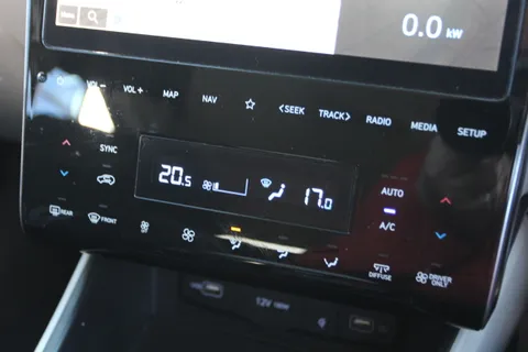 ET21OXA Hyundai Tucson 1.6 TGDi Hybrid 230 Premium 5dr 2WD Auto Thumbnail #27