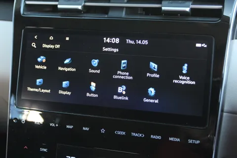 ET21OXA Hyundai Tucson 1.6 TGDi Hybrid 230 Premium 5dr 2WD Auto Thumbnail #30